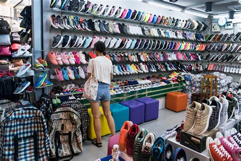 best place to buy fake clothes in bangkok|counterfeit clothing in thailand.